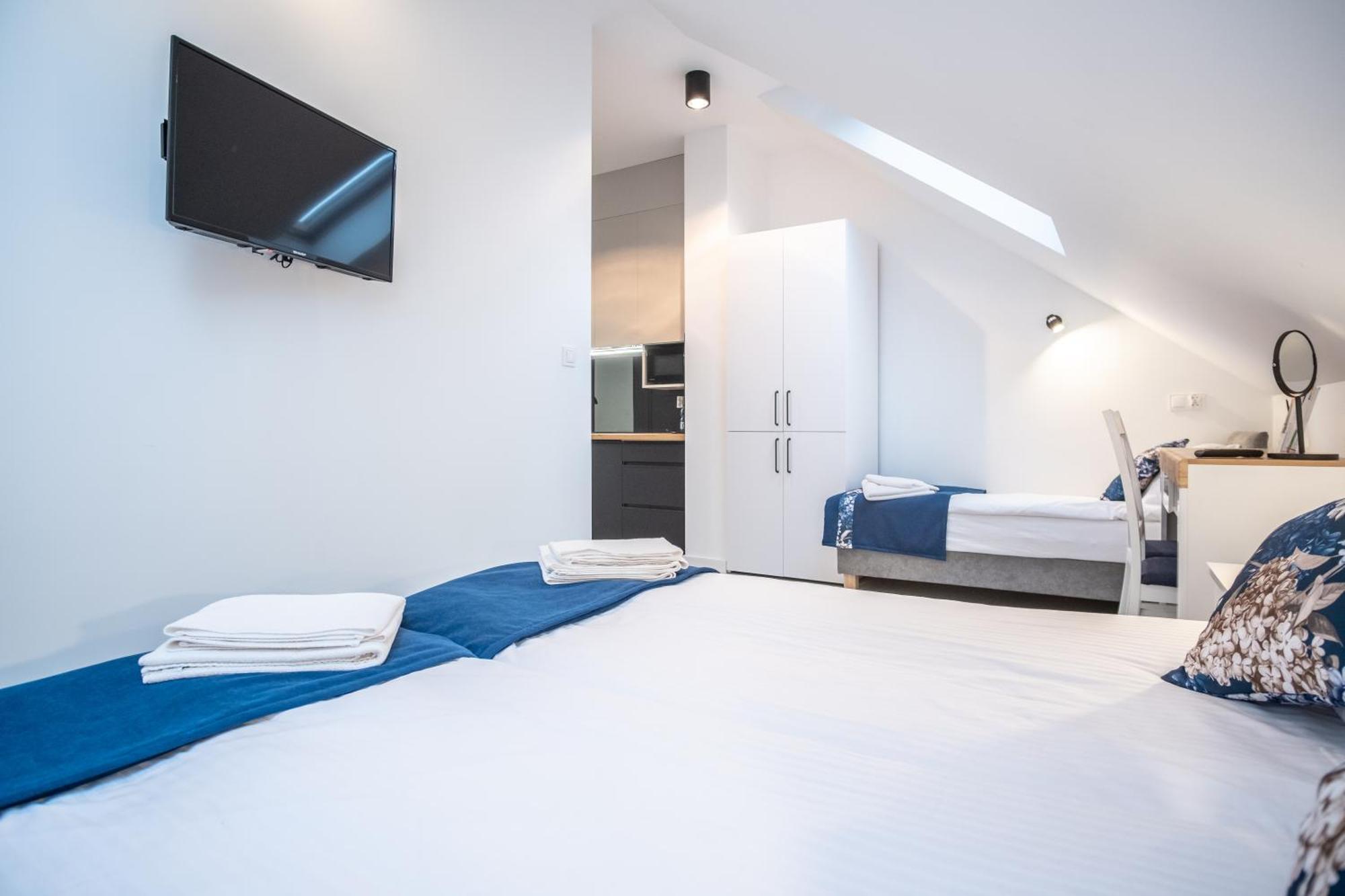 Azymut 48c Apartment *